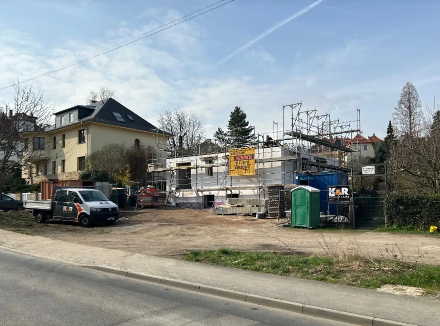 Sacofa-mobiler-WC-Container-für-Baustelle-mieten
